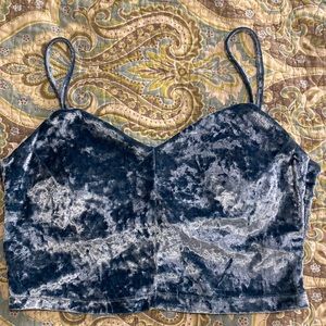 Buffbunny velour crop size L